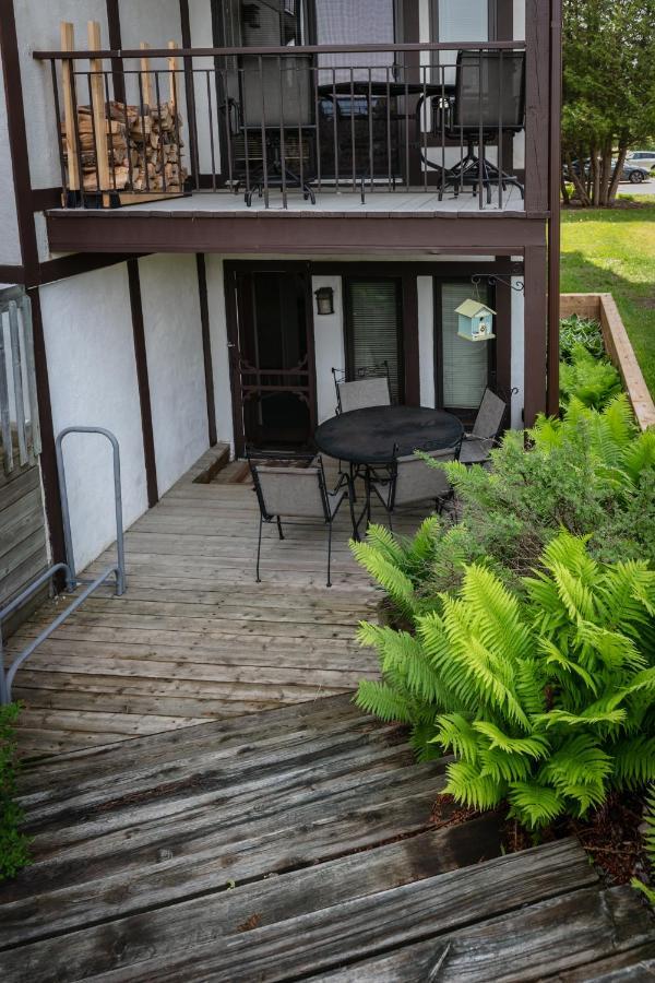 Appartement Escapade Pinoteau Tremblant Getaway à Mont-Tremblant Extérieur photo
